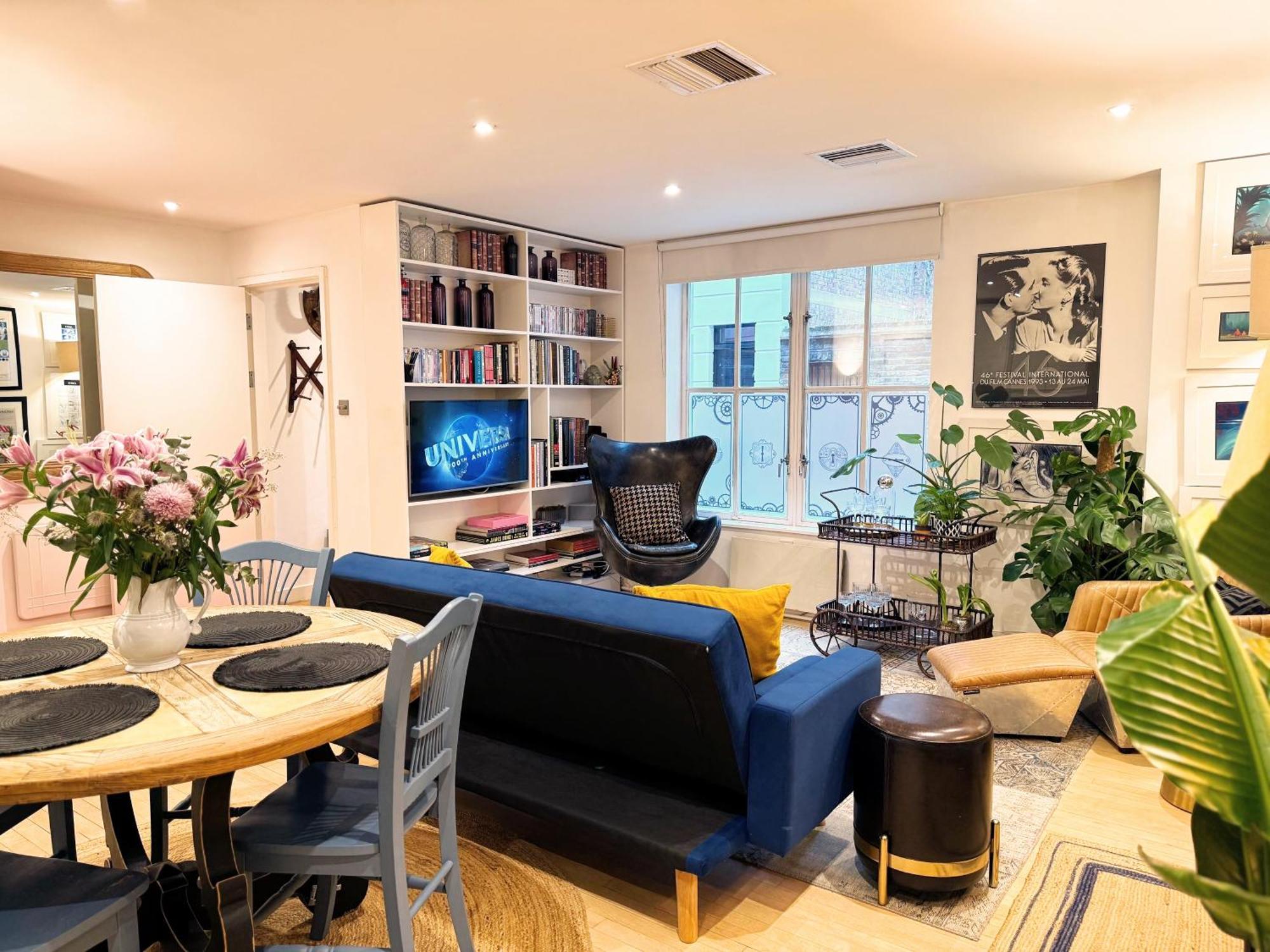 Spacious West End Duplex Apartment, W1 Central London Ngoại thất bức ảnh